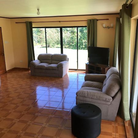 Cabanas Tautira Hanga Roa Esterno foto